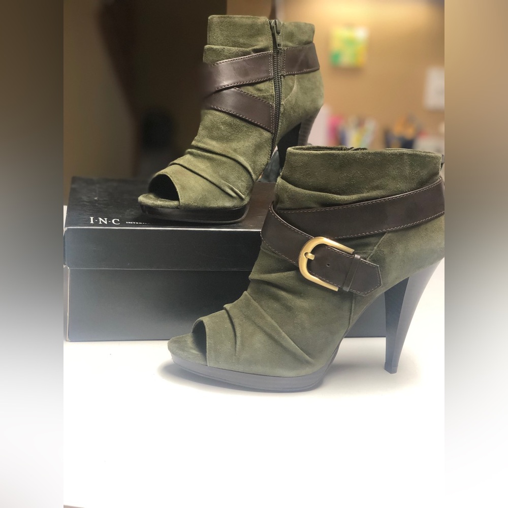 I.N.C. International Concepts Size 7M Olive Suede Peep-Toe Ankle Boots W/ Buckle